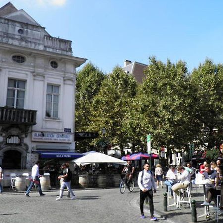 Spacious Duplex In Brussels Historical Center Экстерьер фото